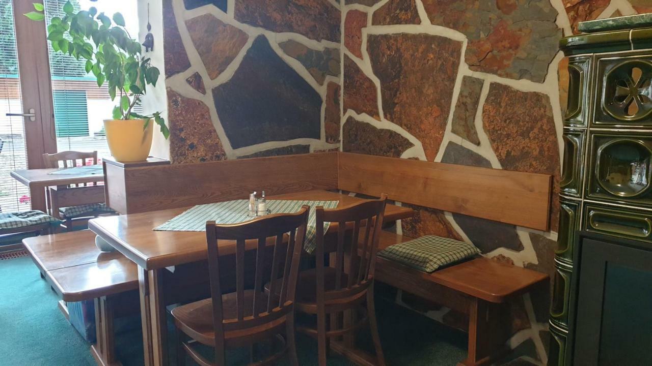 Pension Aspen 哈拉霍夫 外观 照片